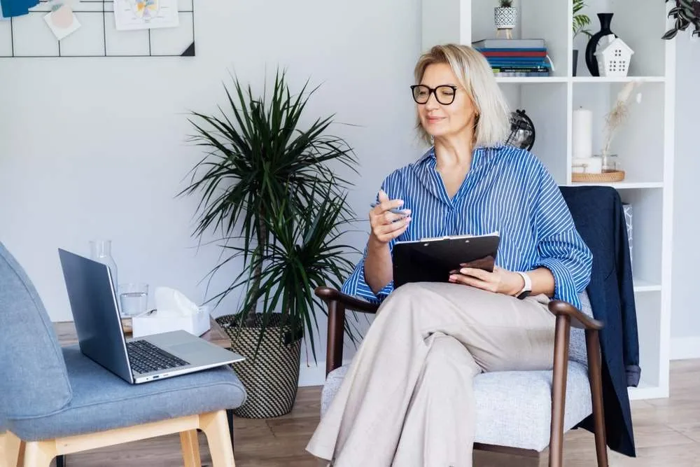 Online counselling session for busy people